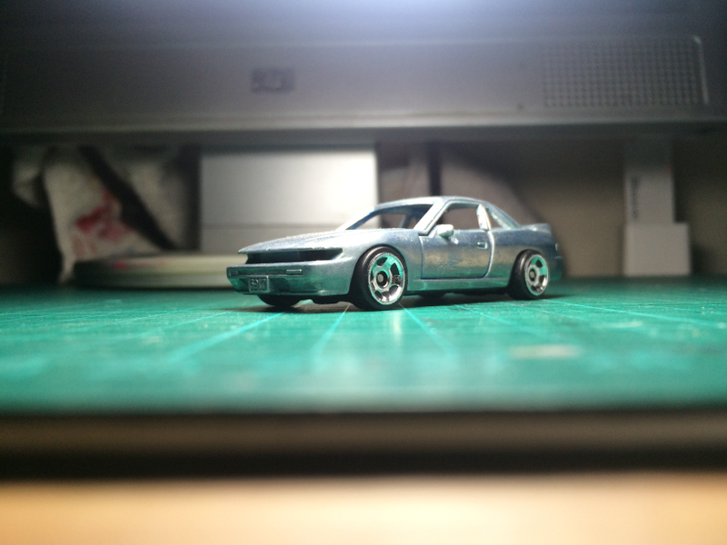 Illustration for article titled Easy method to lower Tomica Cars